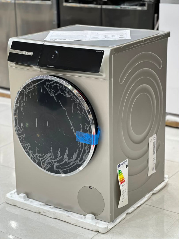 ماشین لباسشویی بوش سری ۸ WGB244A0GC